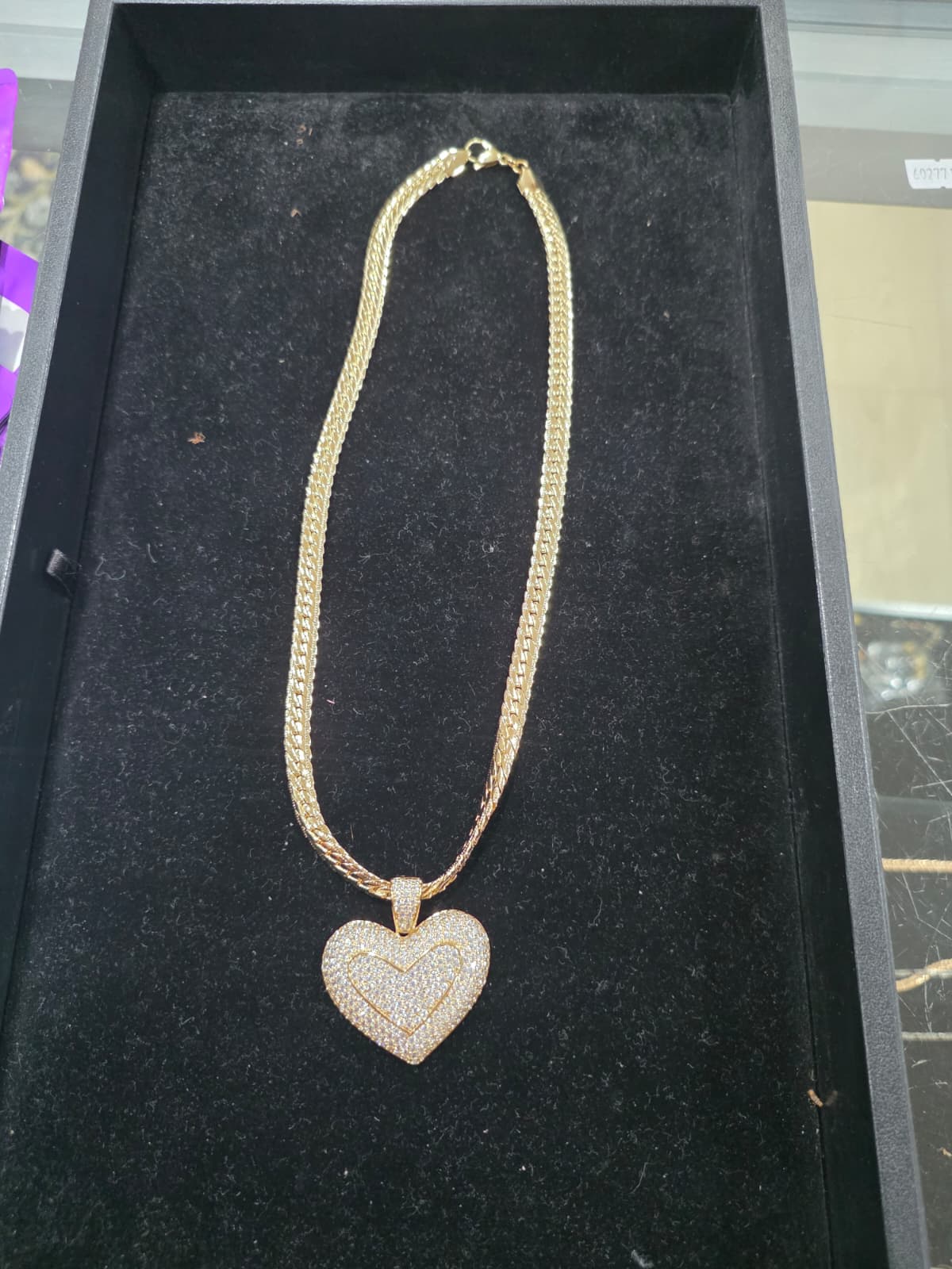 Gold herringbone chain pavé heart necklace ME0026